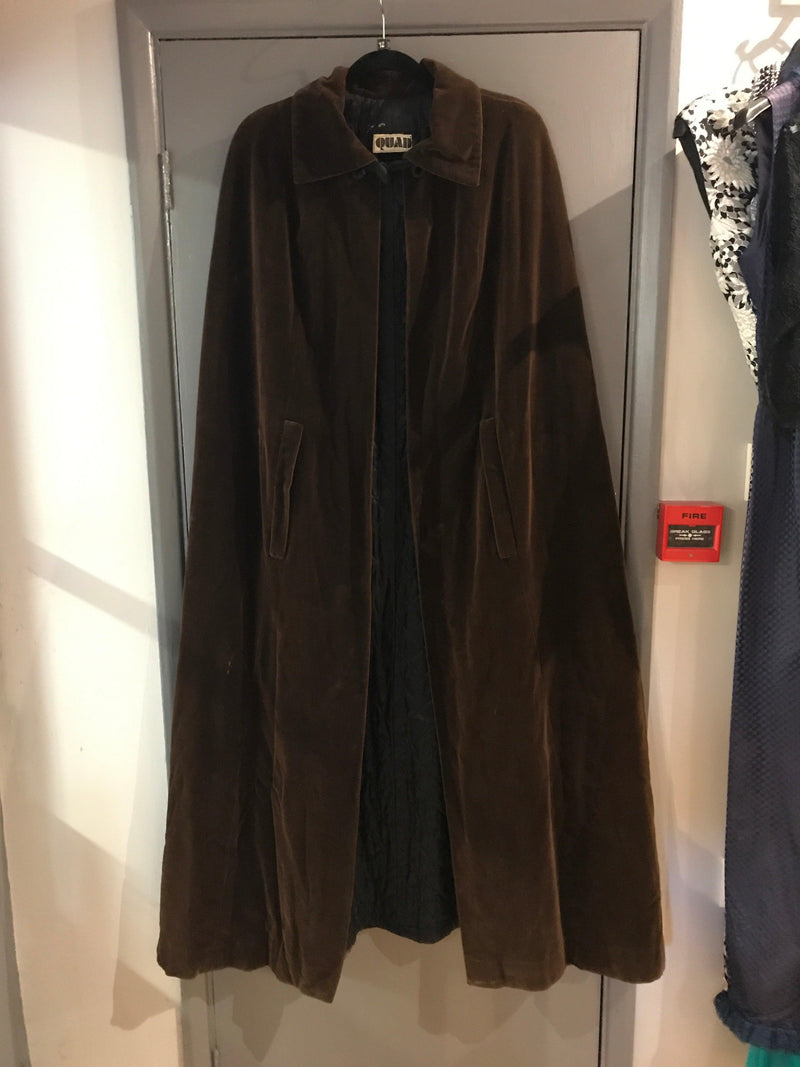 VINTAGE brown velvet full length cape (O/S) - Ava & Iva