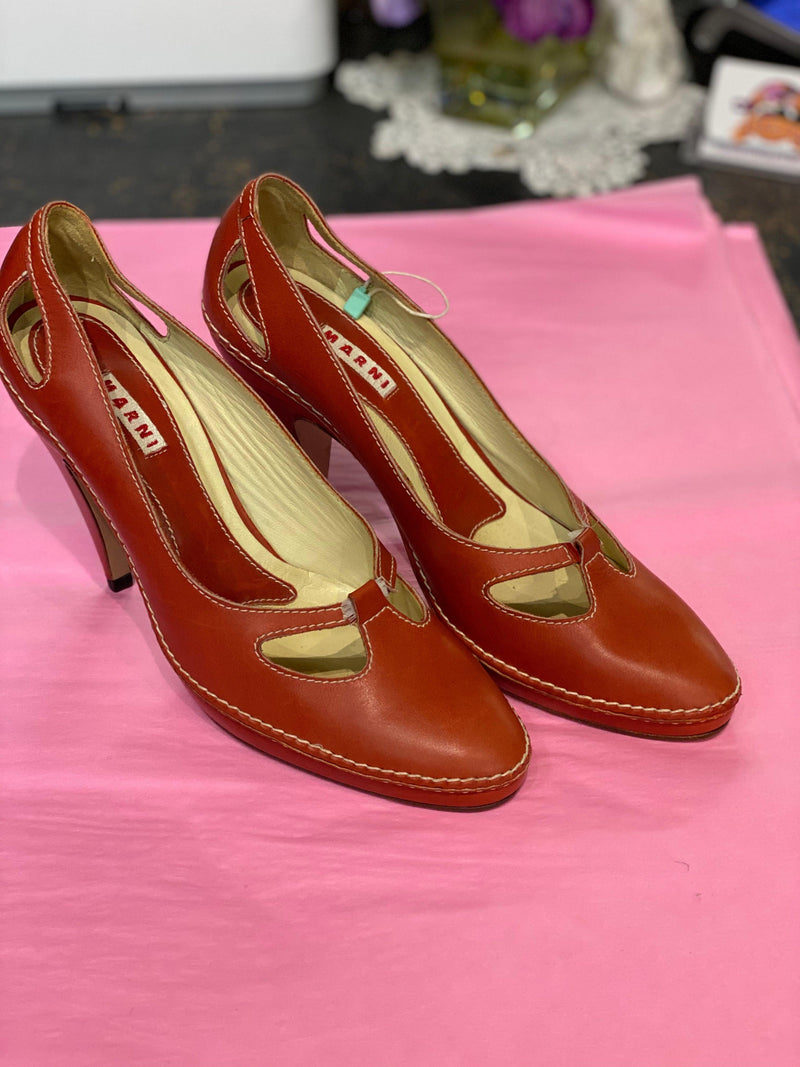 vintage inspired heels - Gem